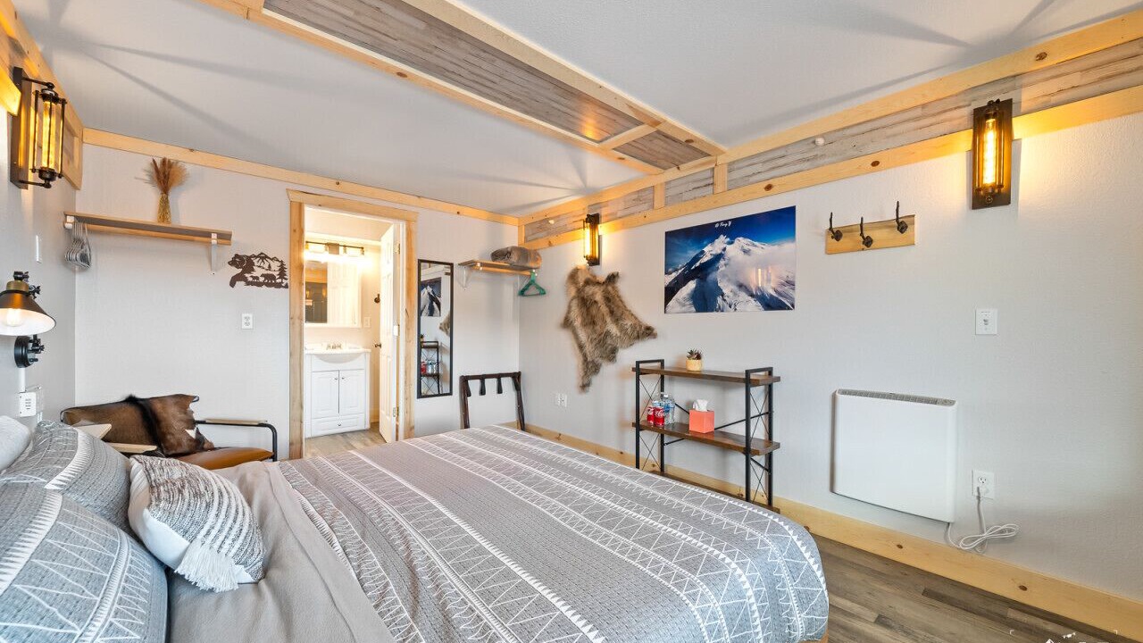 Photo of Bedroom in Willow