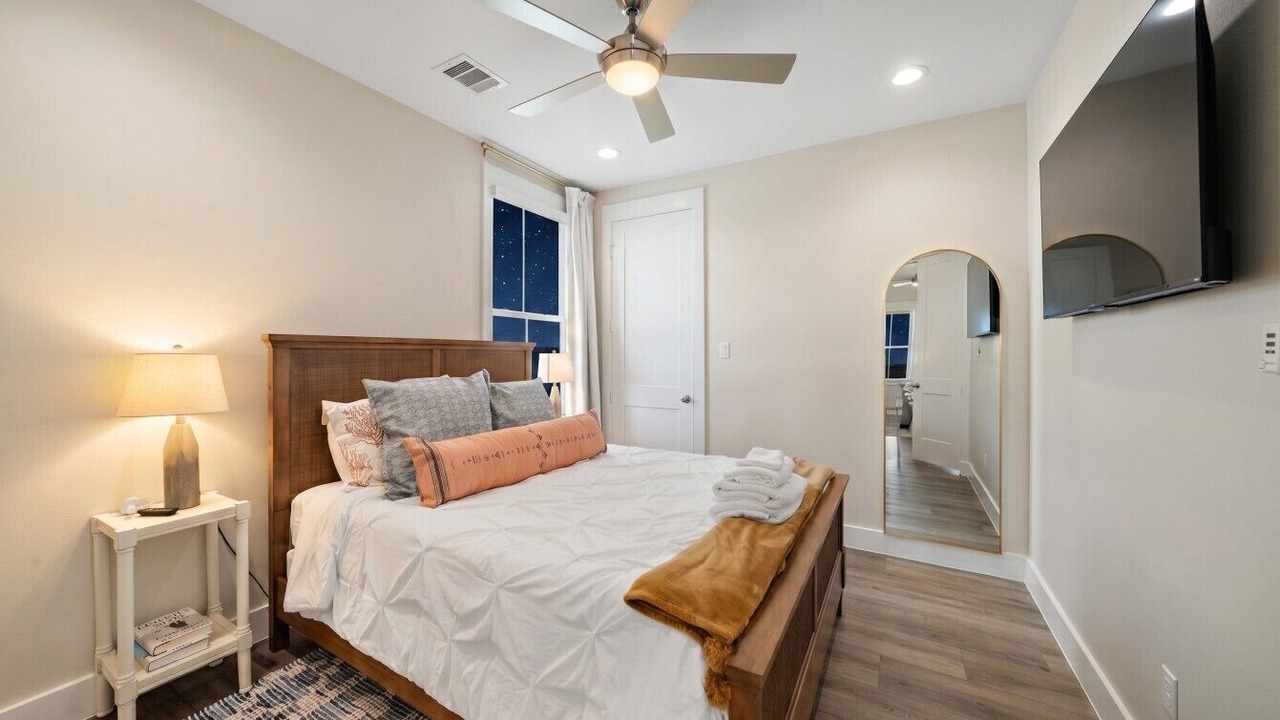 Photo of Bedroom in Terramar Beach