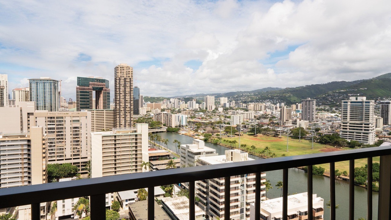 Photo of Outdoor in McCully - Moiliili