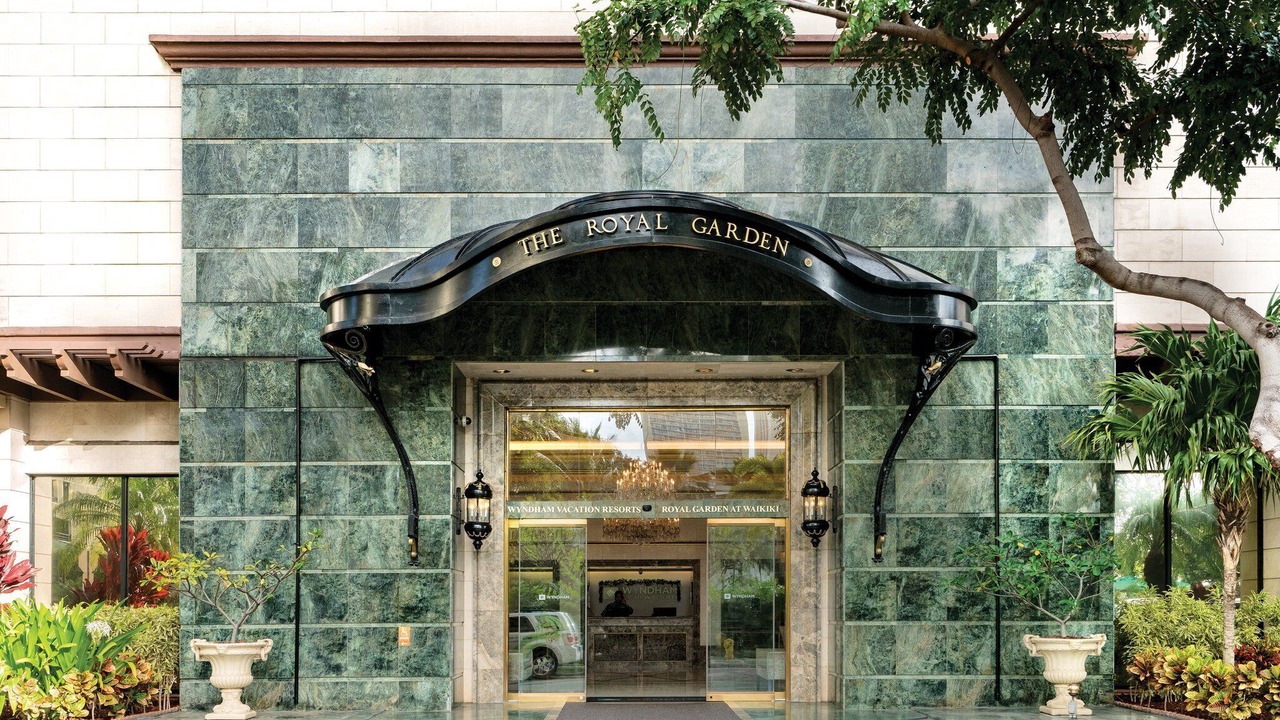 Photo of Outdoor in McCully - Moiliili