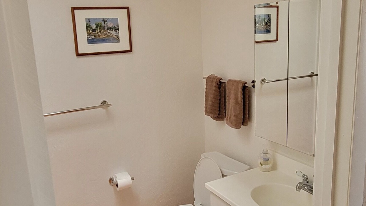 Photo of Bathroom in Drexel Heights