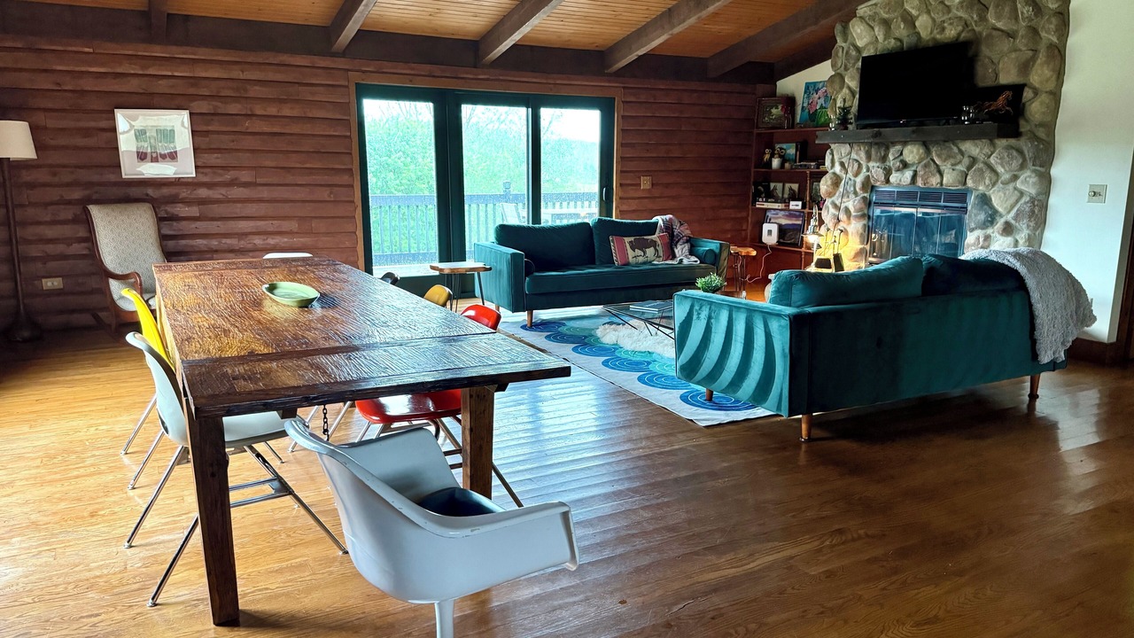 Photo of Livingroom in Alexandria