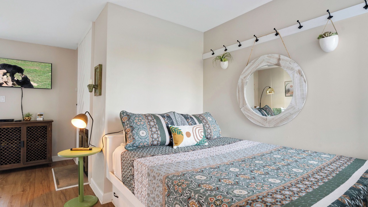 Photo of Bedroom in Chalet Village