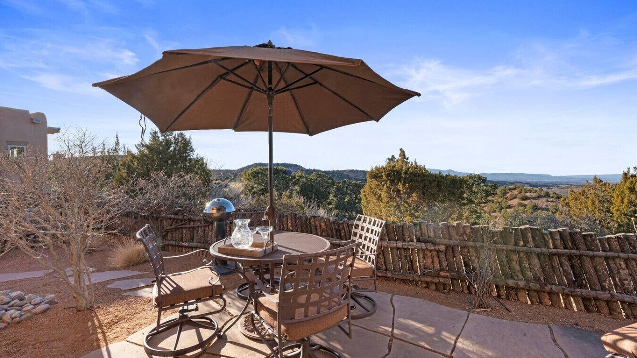 Photo of Outdoor in North Hills