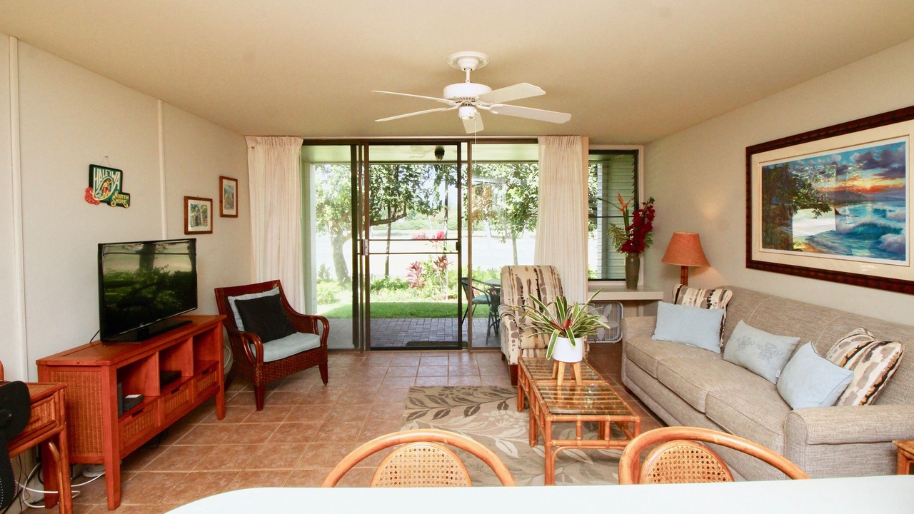 Photo of Livingroom in Kahuku