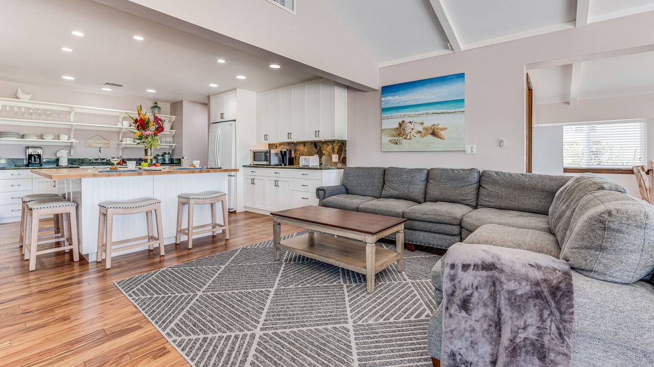 Photo of Livingroom in Kaanapali
