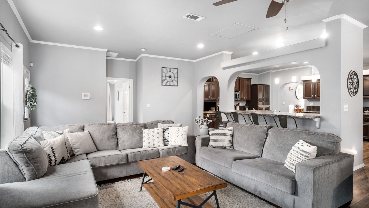 Photo of Livingroom in Canyon Lake