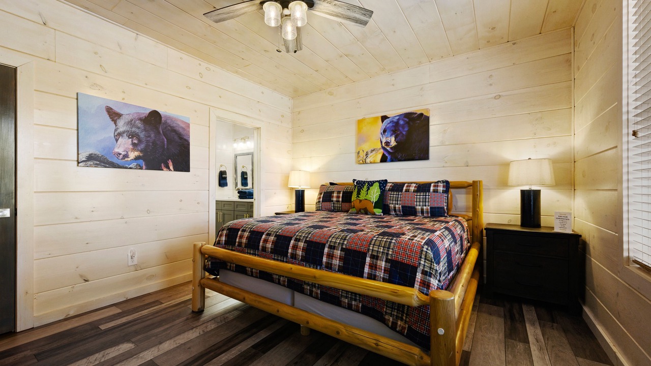 Photo of Bedroom in Cottage Gardens