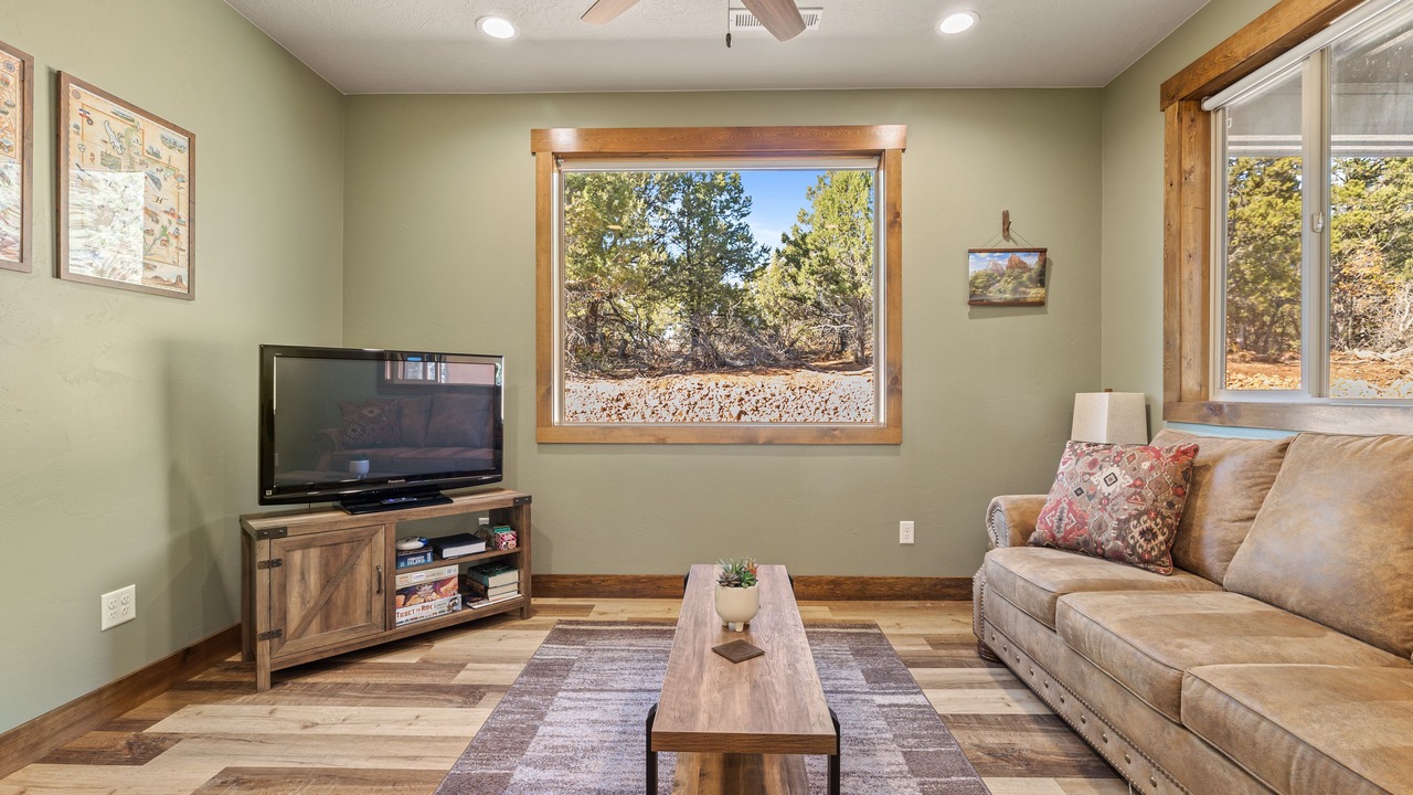 Photo of Livingroom in Zion National Park East Entrance