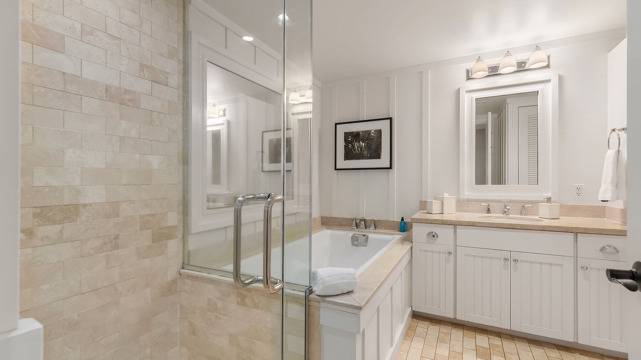 Photo of Bathroom in Kahuku