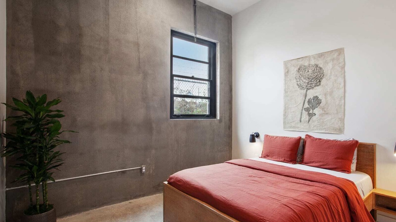 Photo of Bedroom in South 7th Ward