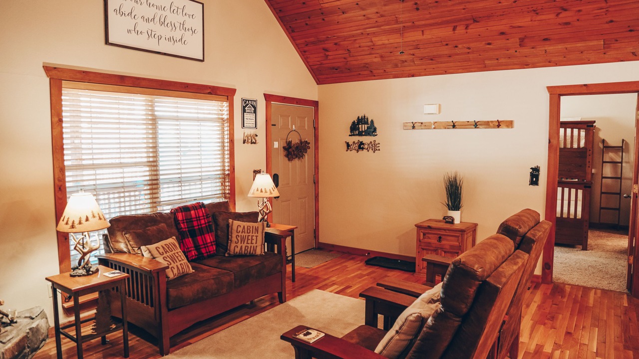 Photo of Bedroom in Branson West