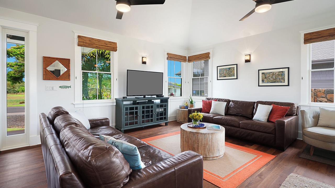 Photo of Livingroom in Poipu