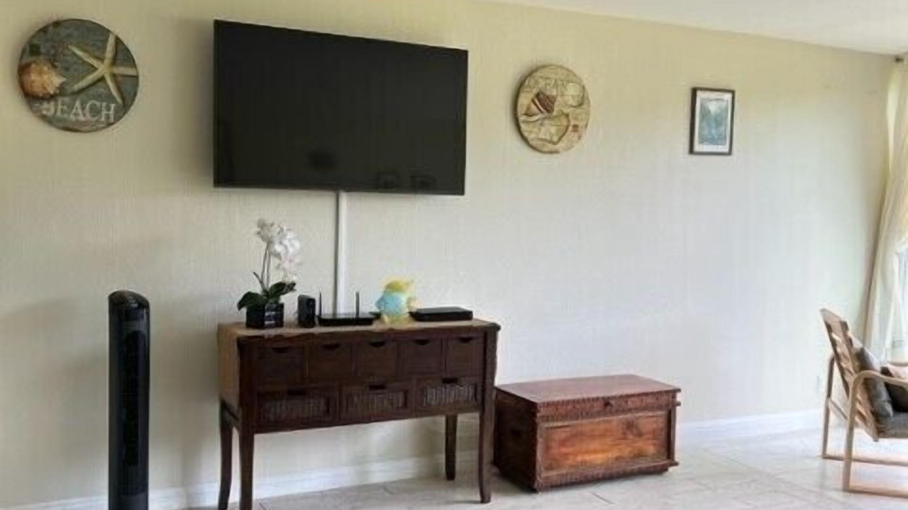 Photo of Livingroom in Kahuku