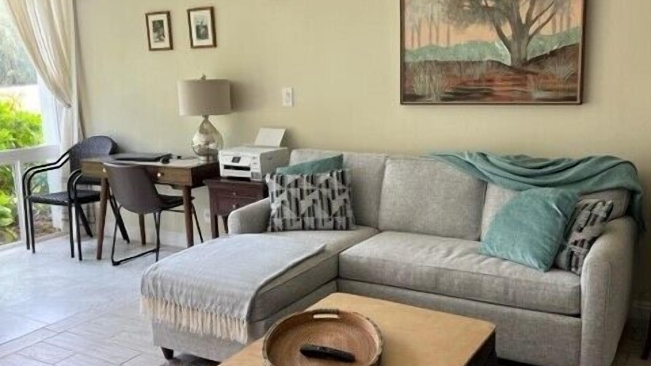Photo of Livingroom in Kahuku