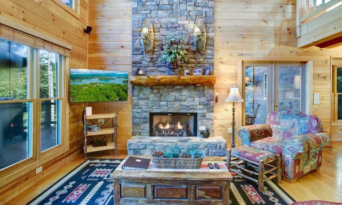 Photo of Livingroom in Morganton