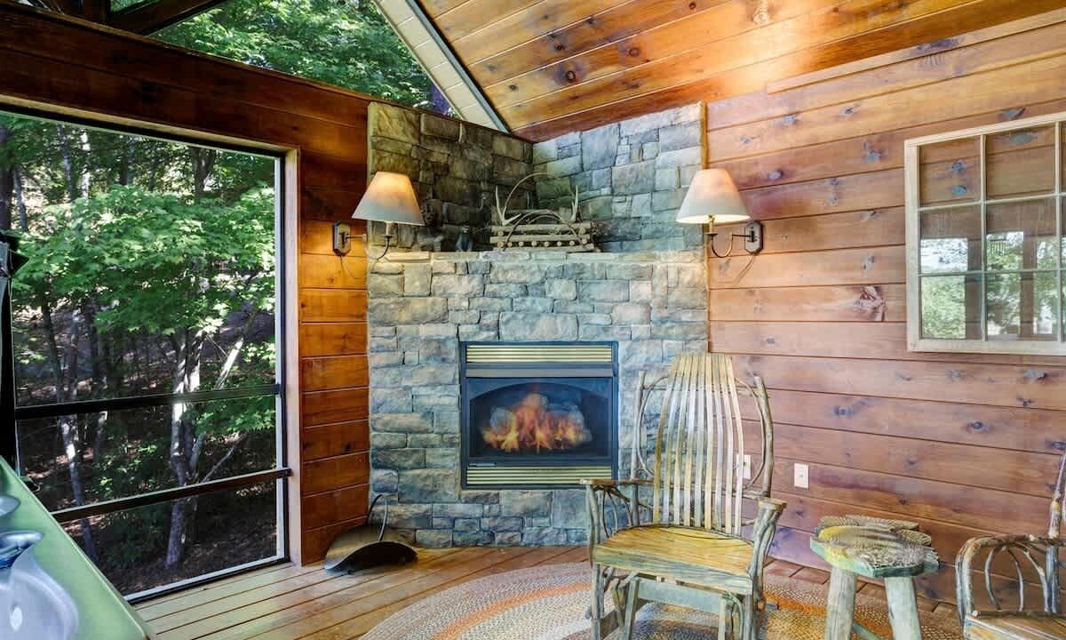 Photo of Livingroom in Morganton