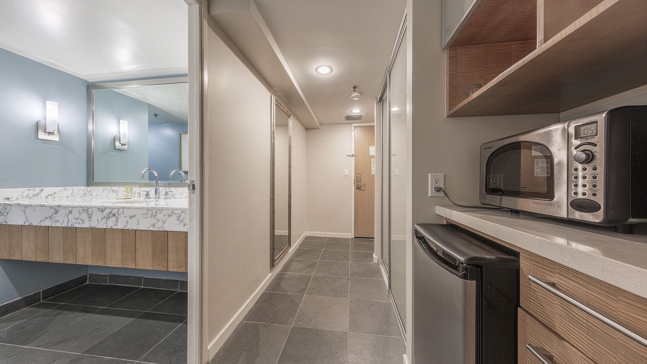 Photo of Bedroom in Ala Moana
