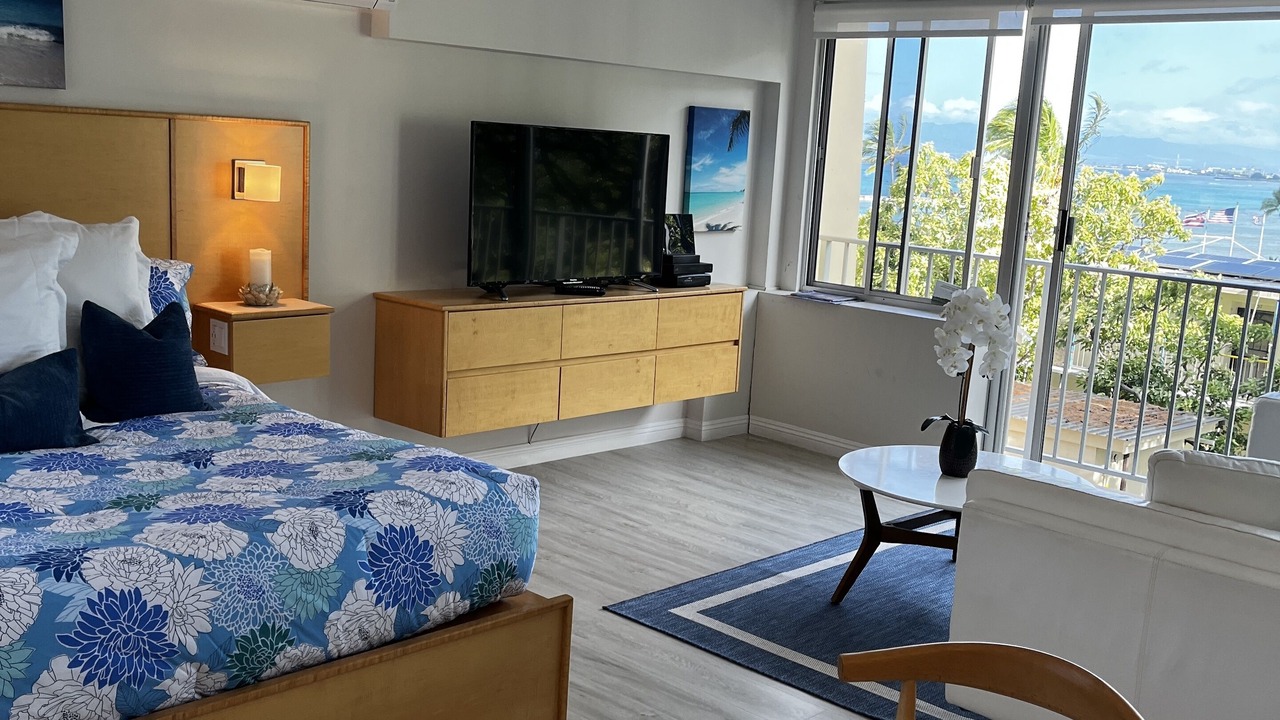 Photo of Livingroom in Diamond Head - Kapahulu - St. Louis