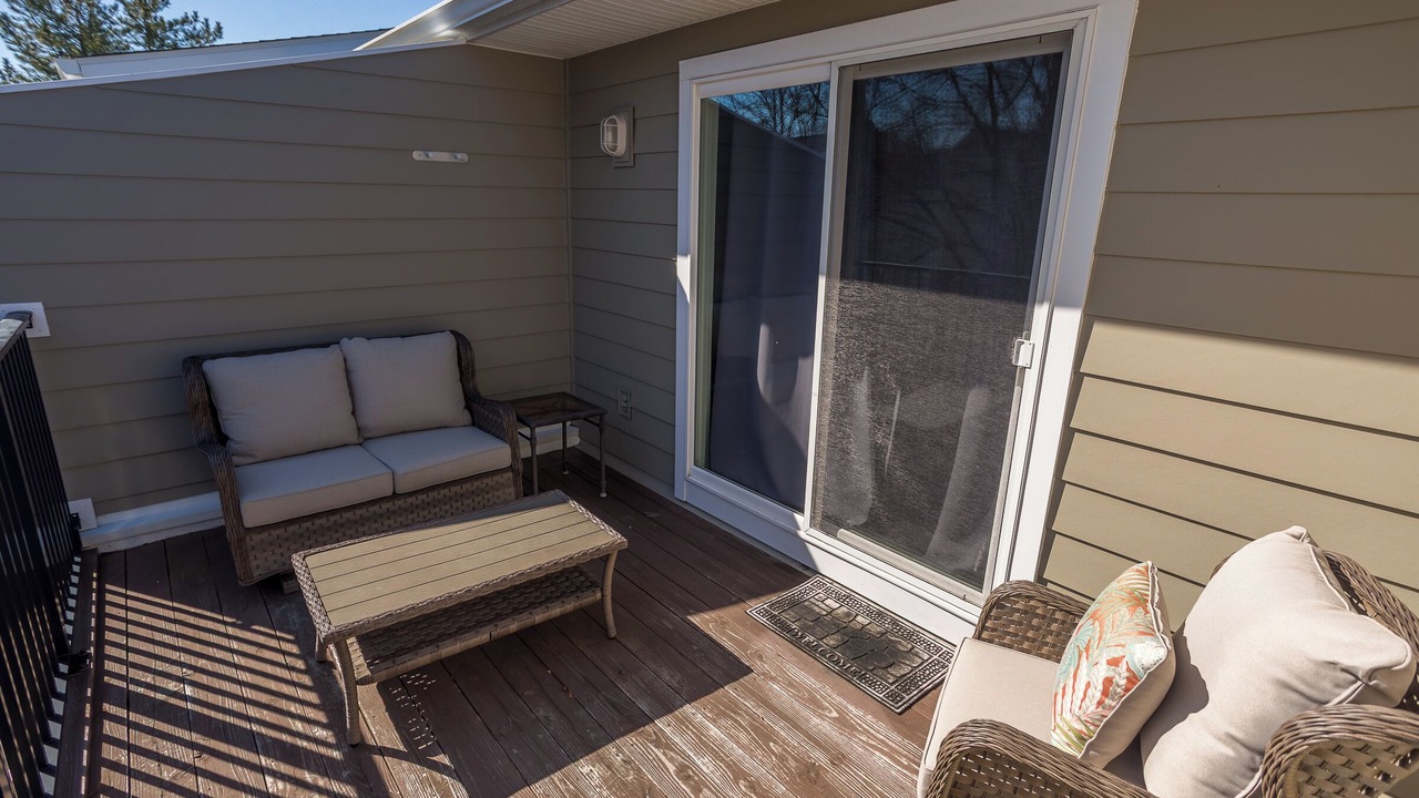 Photo of Patio Balcony in Country Club Estates