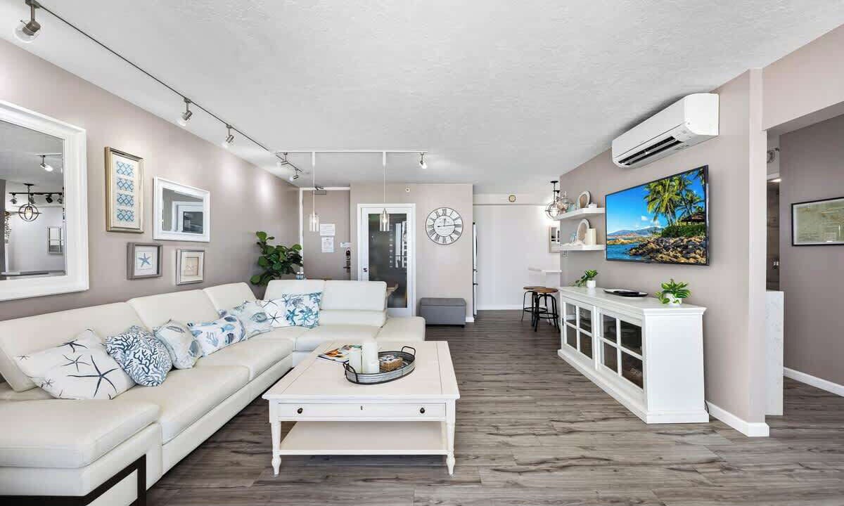 Photo of Bedroom in Waikiki