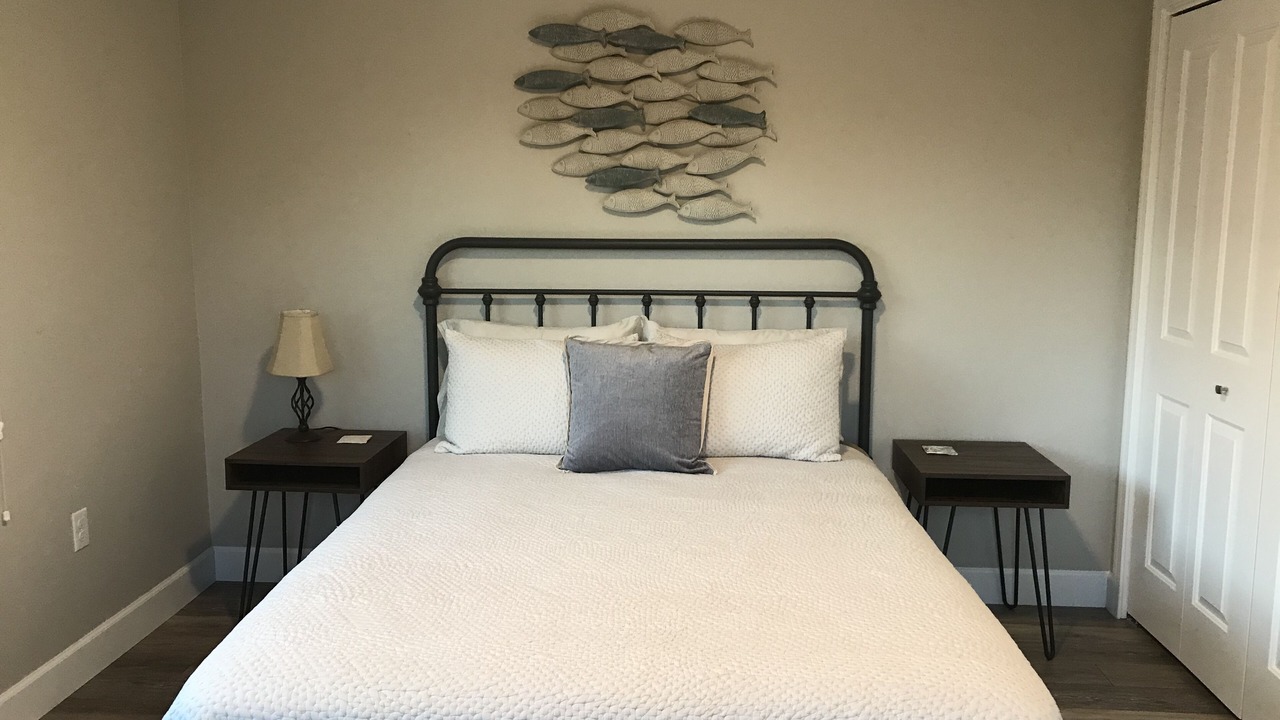 Photo of Bedroom in Mid-Hillside