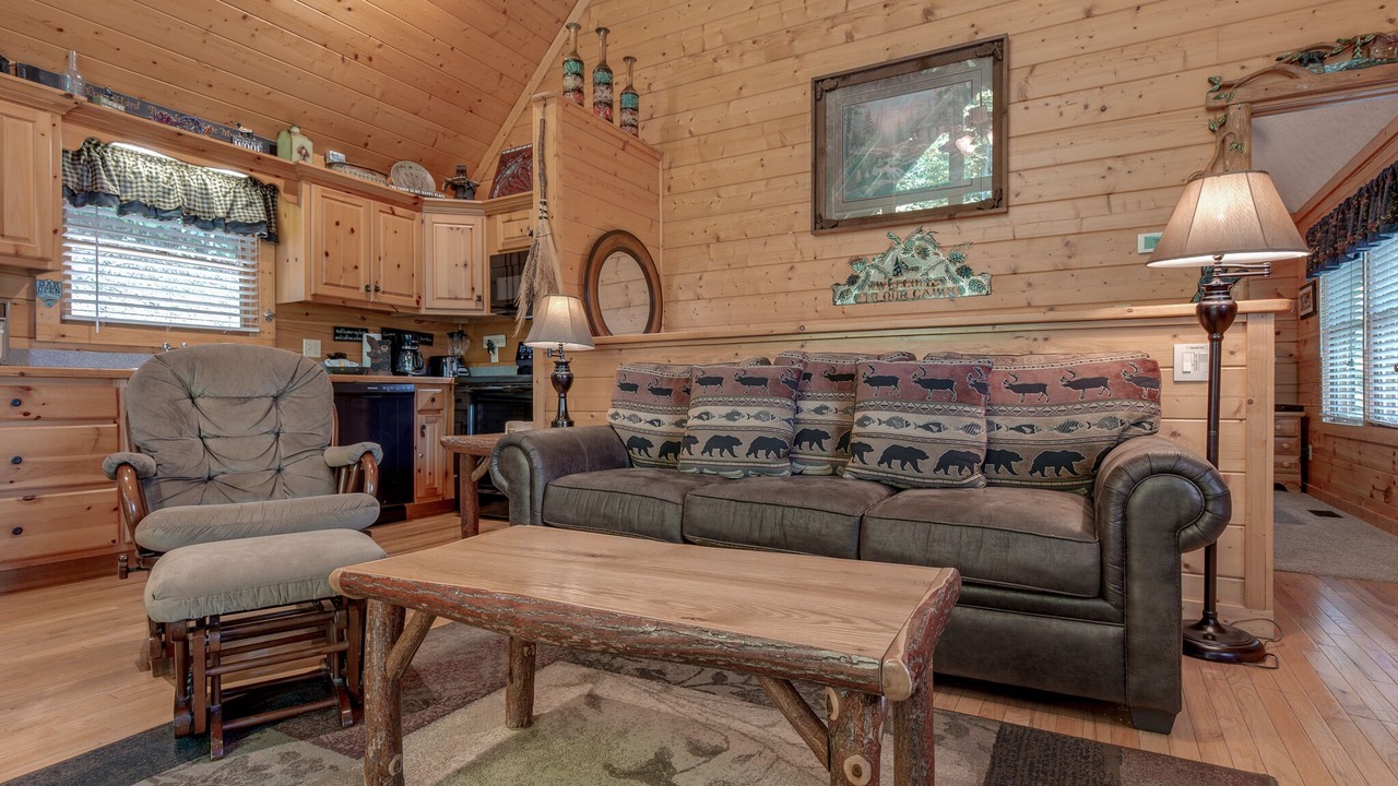 Photo of Livingroom in Black Bear Falls