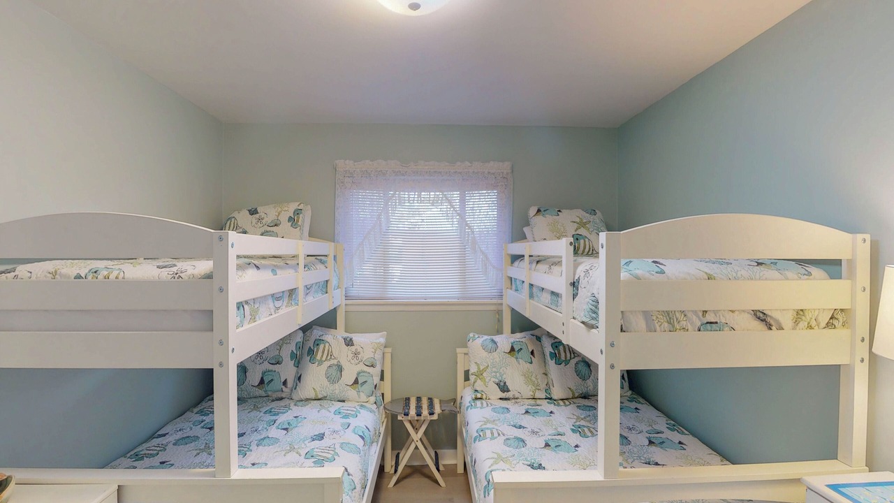 Photo of Bedroom in Jekyll Island
