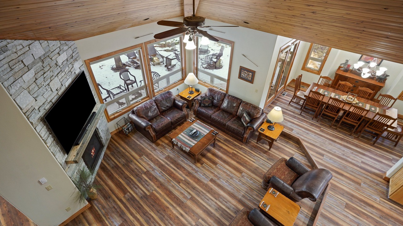 Photo of Livingroom in Sunriver