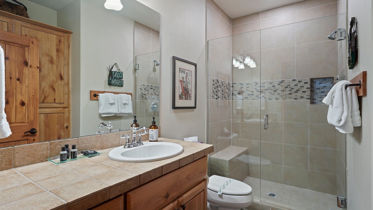 Photo of Bathroom in Sunriver