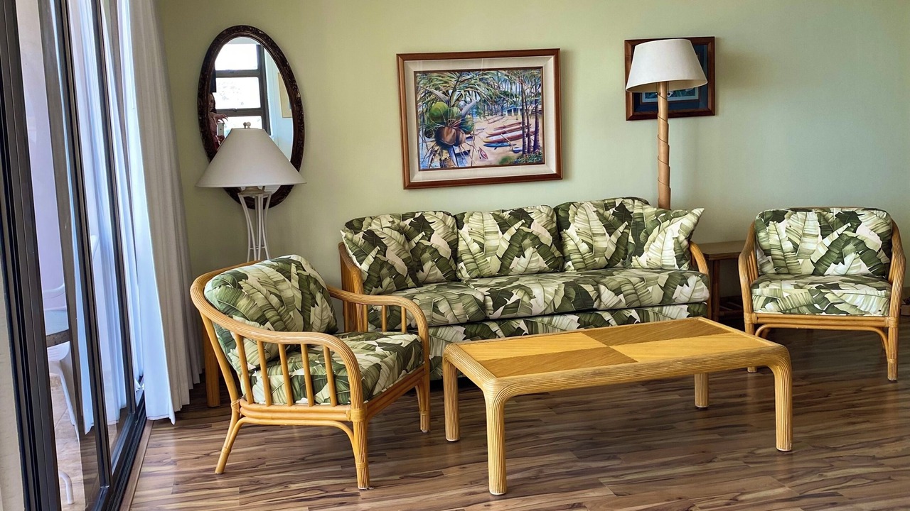 Photo of Livingroom in Waikiki