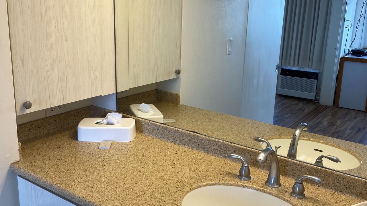 Photo of Bathroom in Waikiki