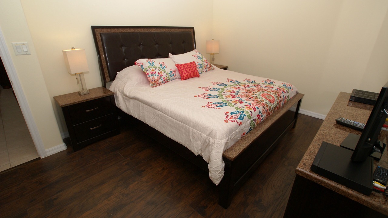 Photo of Bedroom in Orange Tree
