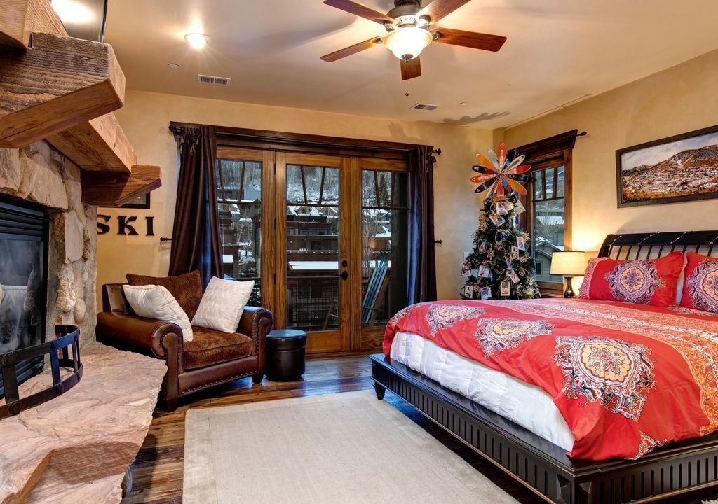 Photo of Livingroom in Deer Valley