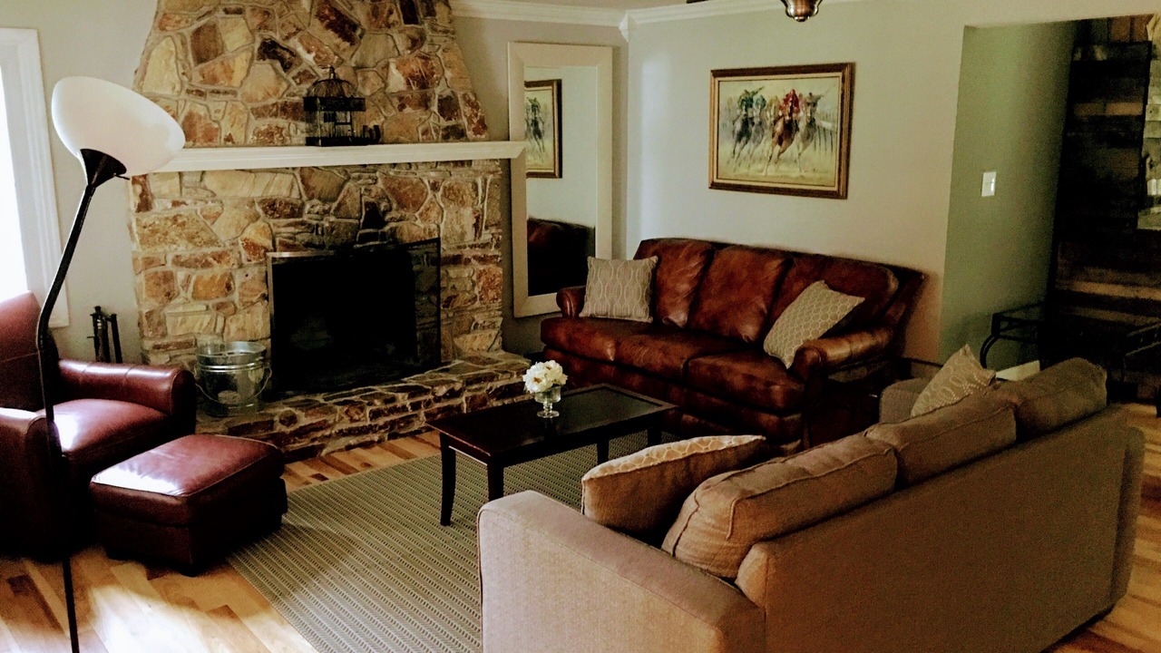 Photo of Livingroom in Ballston Spa