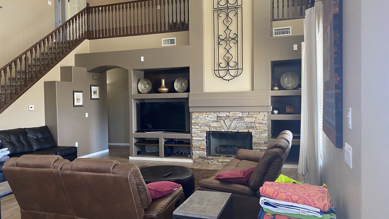 Photo of Livingroom in Continental Reserve