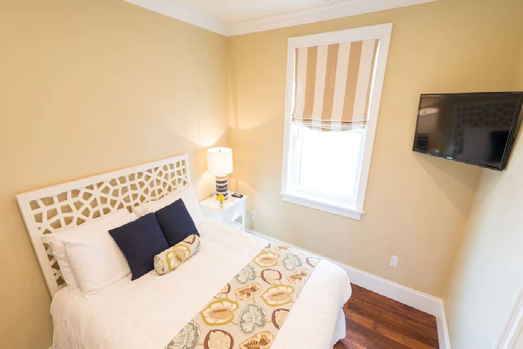Photo of Bedroom in Yachting Village