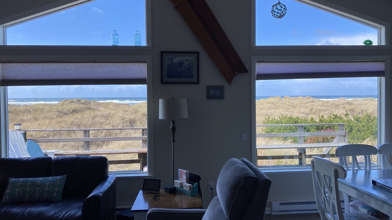 Photo of Livingroom in Bayshore