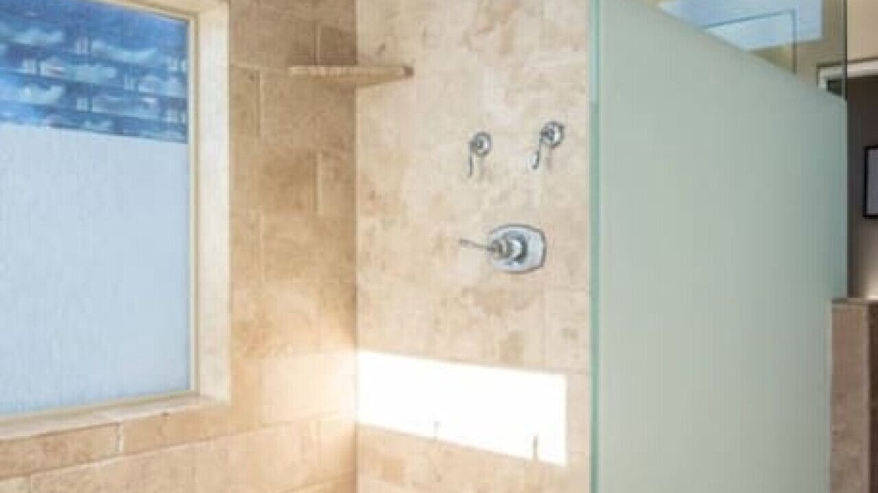 Photo of Bathroom in Central Mission Beach