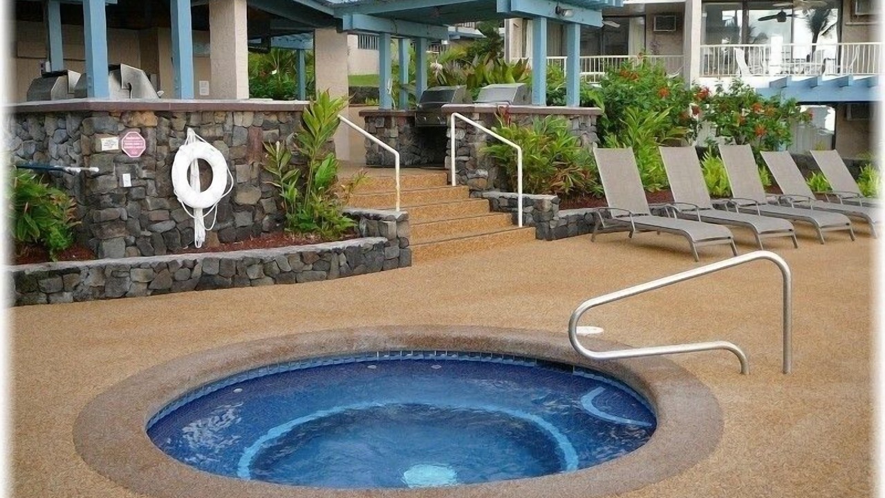 Photo of Others in Historic Kailua Village