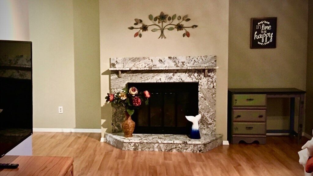 Photo of Livingroom in Mendenhall Valley