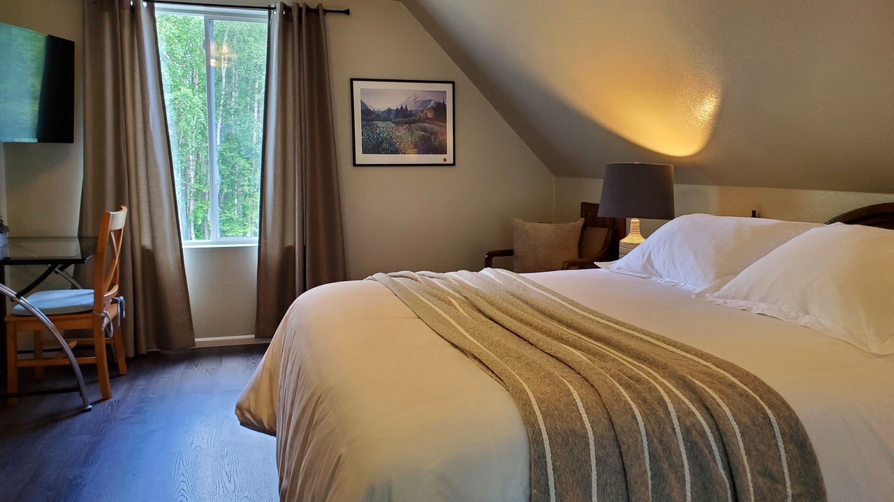 Photo of Bedroom in Trapper Creek