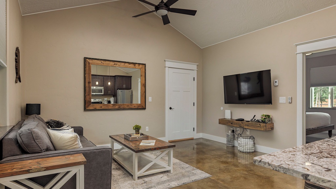 Photo of Livingroom in Wasilla