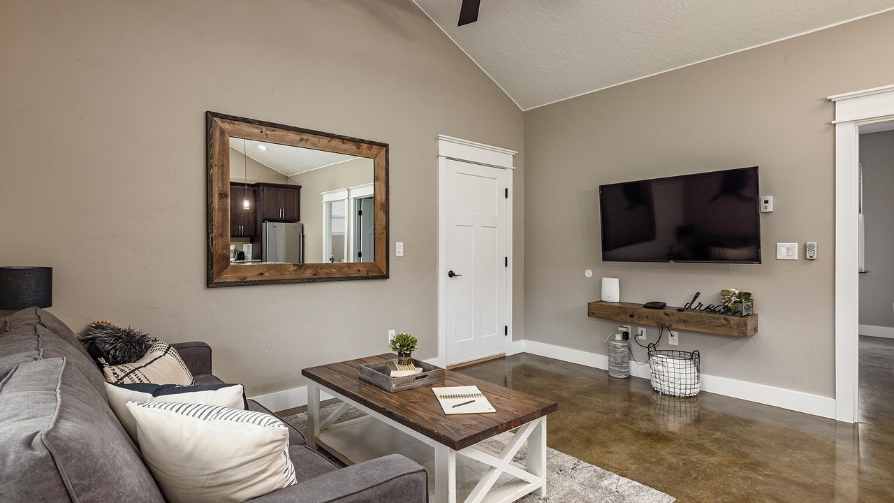 Photo of Livingroom in Wasilla