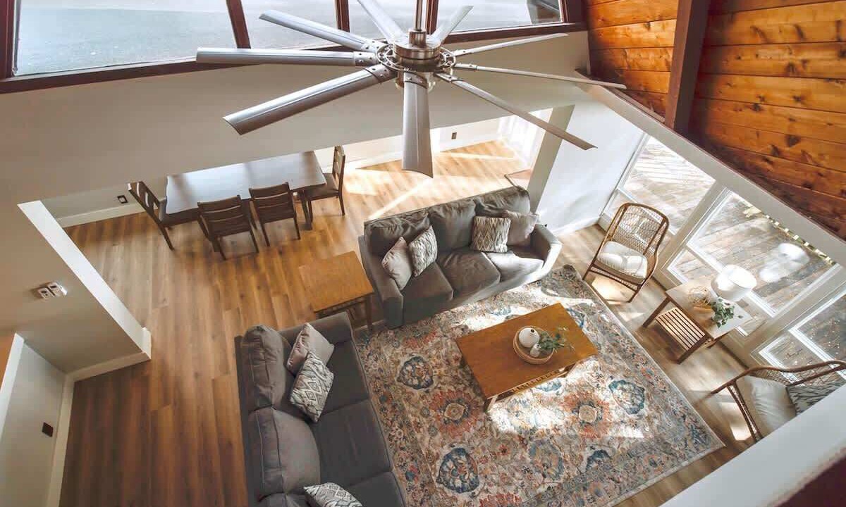 Photo of Livingroom in Punaluu