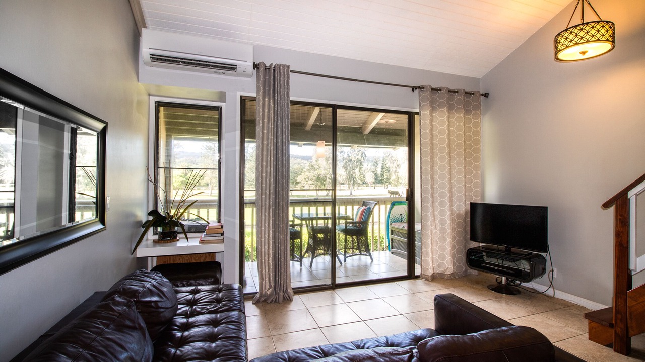 Photo of Livingroom in Kahuku