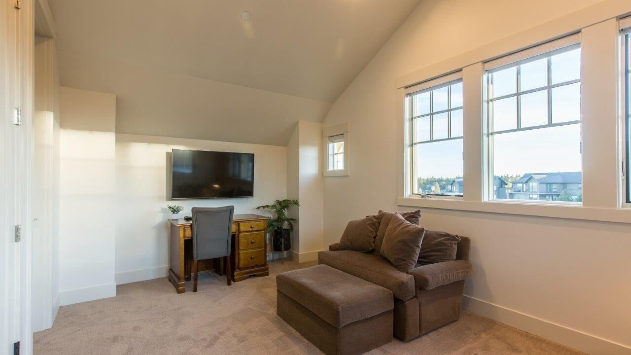 Photo of Livingroom in Bend