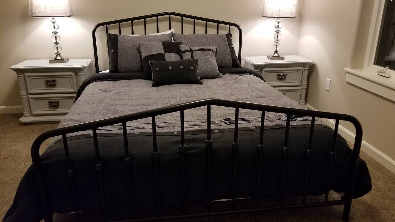 Photo of Bedroom in Bayshore