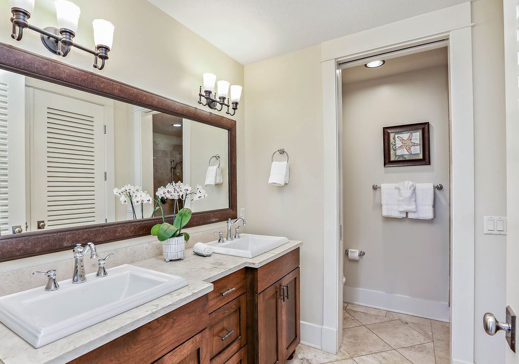 Photo of Bathroom in Poipu