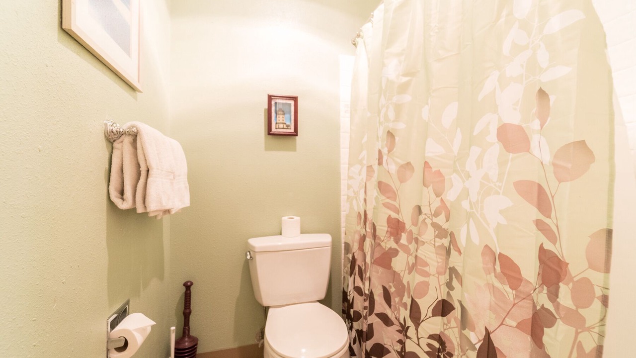 Photo of Bathroom in Lincoln City